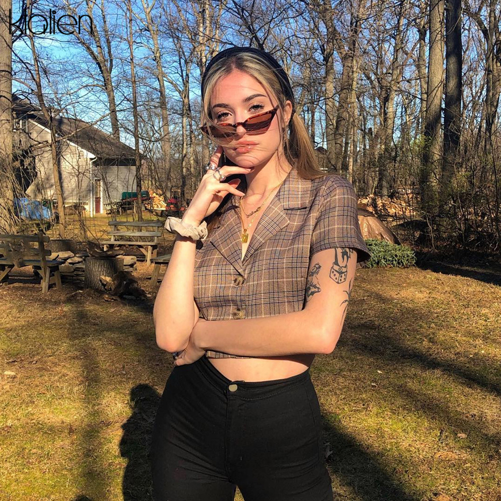 button plaid lady blouse women pop clothes 2021 new summer female streetwear short sleeve high street casual plus size clothes, Black;gray
button plaid lady blouse women pop clothes 2021 new summer female streetwear short sleeve high street casual plus size clothes, Black;gray