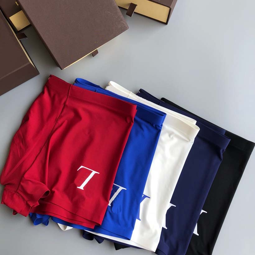 Fashion underpants Men Boxers Designers breathable Quick dry premium comfort senior A box with 3 pieces of underwear, #20
Fashion underpants Men Boxers Designers breathable Quick dry premium comfort senior A box with 3 pieces of underwear, #20