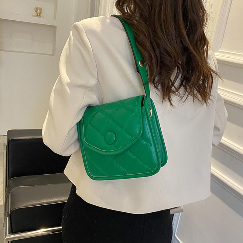 Evening Bags Women Plaid Small Crossbody Bag Female Green Bluw Nude Solid Flap Shoulder High Quality PU Leather Ladies Handbag Wallet
Evening Bags Women Plaid Small Crossbody Bag Female Green Bluw Nude Solid Flap Shoulder High Quality PU Leather Ladies Handbag Wallet