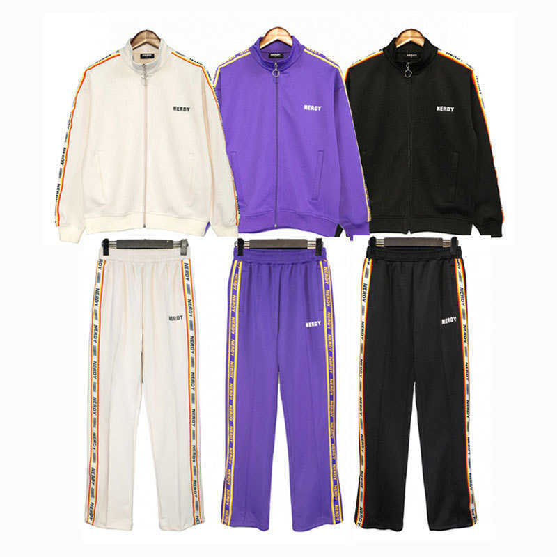 Men' Tracksuits Japan and South Korea fashion brand nerdy side webbing casual sportswear top coat sports pants set star same style, Purple suit
Men' Tracksuits Japan and South Korea fashion brand nerdy side webbing casual sportswear top coat sports pants set star same style, Purple suit