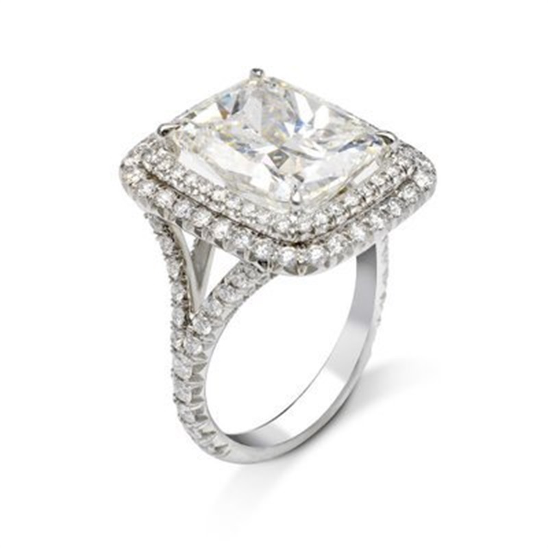 Victoria Wieck Luxury Jewelry SilverPrincess Cut Big White Clear Topaz CZ Diamond Eternity Women Wedding Band Ring 44C3, Slivery;golden
Victoria Wieck Luxury Jewelry SilverPrincess Cut Big White Clear Topaz CZ Diamond Eternity Women Wedding Band Ring 44C3, Slivery;golden