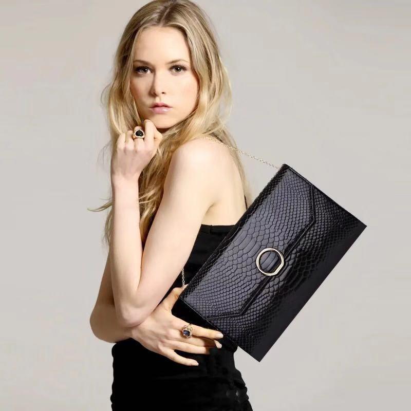 Evening Bags 2021 Design Fashion Crocodile Pattern Day Clutches Elegant Luxurious Underarm Bag For Woman
Evening Bags 2021 Design Fashion Crocodile Pattern Day Clutches Elegant Luxurious Underarm Bag For Woman