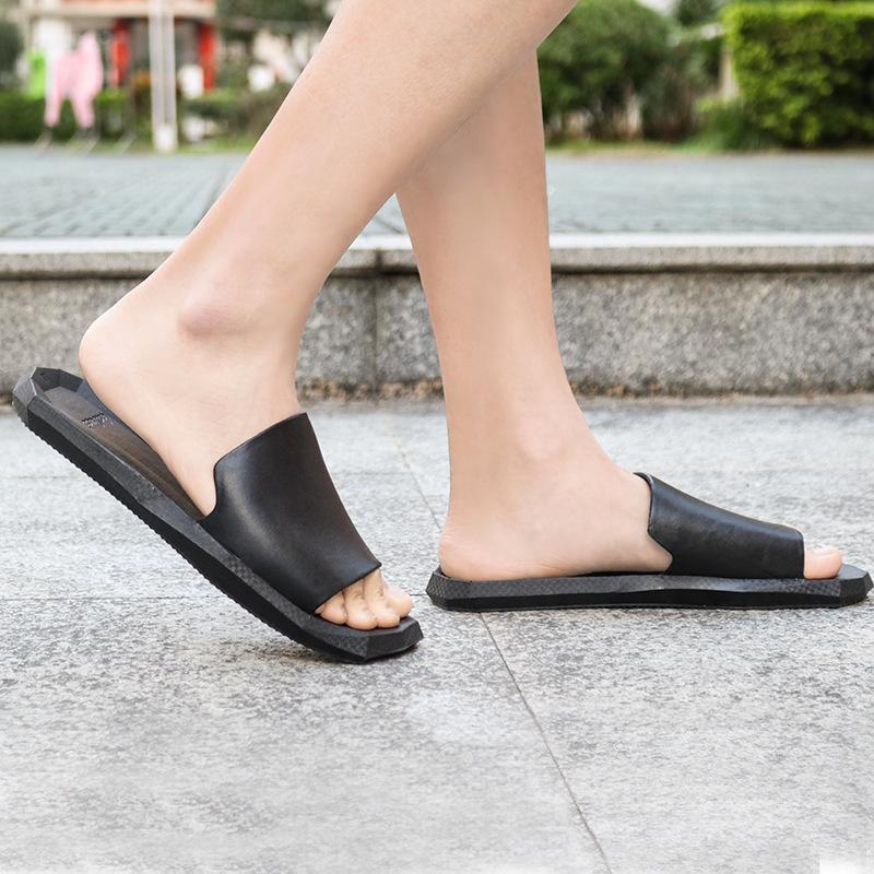 Slippers Home Personality Korean Sandals And Ladies Summer Soft Bottom Bathroom Non-slip Male Indoor Couple
Slippers Home Personality Korean Sandals And Ladies Summer Soft Bottom Bathroom Non-slip Male Indoor Couple