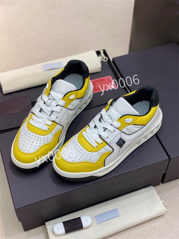 High Quality Sneaker Casual 35-46 Shoes Real Leather shell Sneakers Trainers Stripes Shoe Fashion trainer For Man Woma fs210804, Choose the color
High Quality Sneaker Casual 35-46 Shoes Real Leather shell Sneakers Trainers Stripes Shoe Fashion trainer For Man Woma fs210804, Choose the color