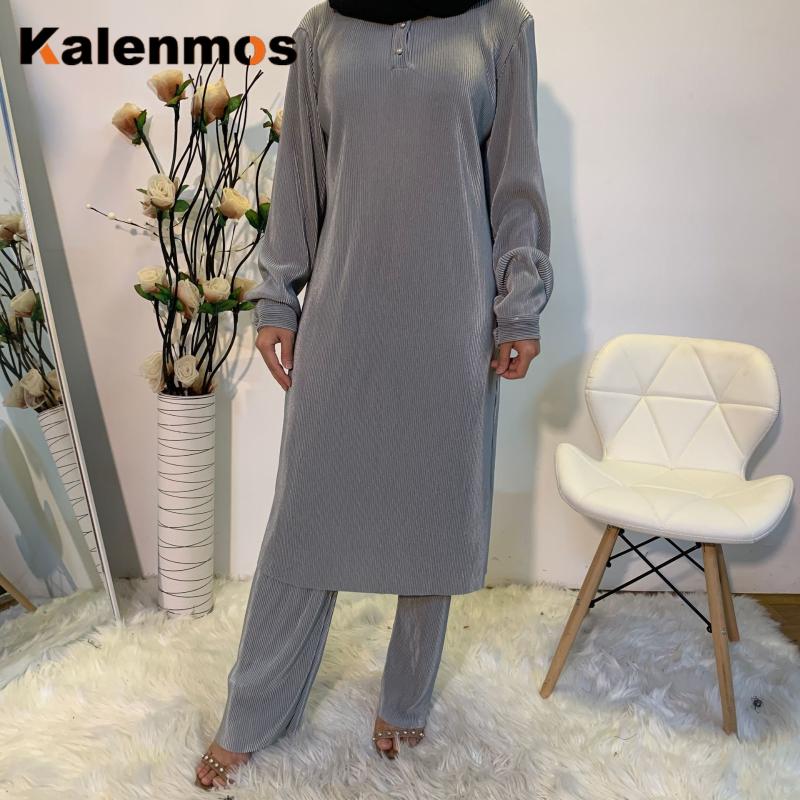 Two Piece Sets Women Muslim Tops And Pants Dubai Arab Ramadan Abaya Kaftan Islam Turkish Maxi Hijab Robe Islamic Clothing 2021 Dress, Black
Two Piece Sets Women Muslim Tops And Pants Dubai Arab Ramadan Abaya Kaftan Islam Turkish Maxi Hijab Robe Islamic Clothing 2021 Dress, Black