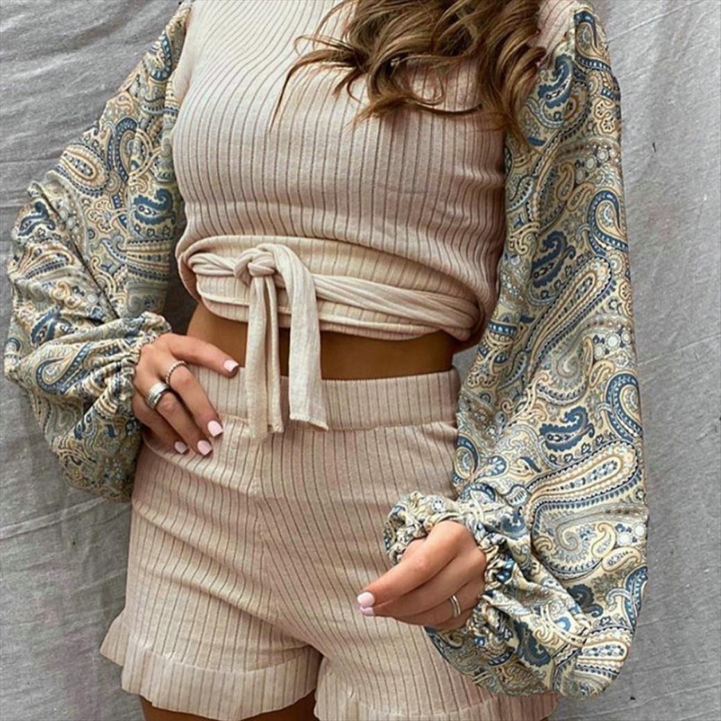 knitted floral lantern sleeve womens tracksuits crop boho two piece set lace up bandage shorts o neck ruffles elastic, Gray
knitted floral lantern sleeve womens tracksuits crop boho two piece set lace up bandage shorts o neck ruffles elastic, Gray