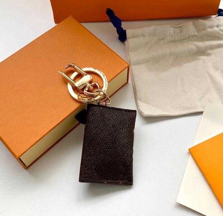 2021New Designer Letter Wallet Keychain Keyring Fashion Purse Pendant Car Chain Charm Brown Flower Mini Bag Trinket Gifts Accessories no box
2021New Designer Letter Wallet Keychain Keyring Fashion Purse Pendant Car Chain Charm Brown Flower Mini Bag Trinket Gifts Accessories no box