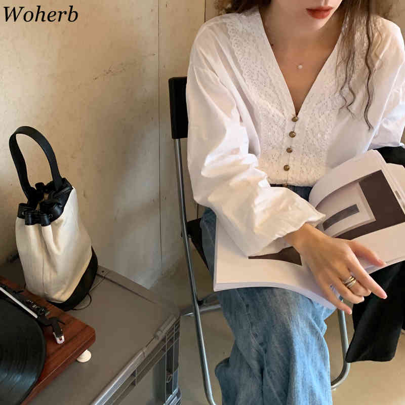 Single Breasted Blouses Puff Sleeve White Sweet Blusas Mujer De Moda Korean Lace Patchwork Loose Shirt Tops Women 210519