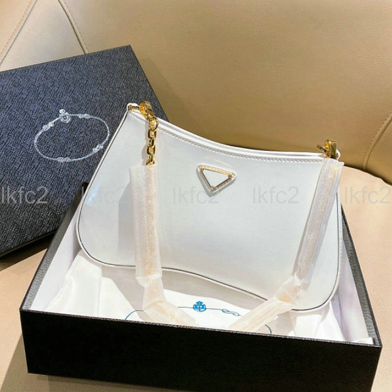 Classic Women fashion leather evening bag handbags totes high quality designer shoulder chain bags luxury baguettes hobos, Black
Classic Women fashion leather evening bag handbags totes high quality designer shoulder chain bags luxury baguettes hobos, Black