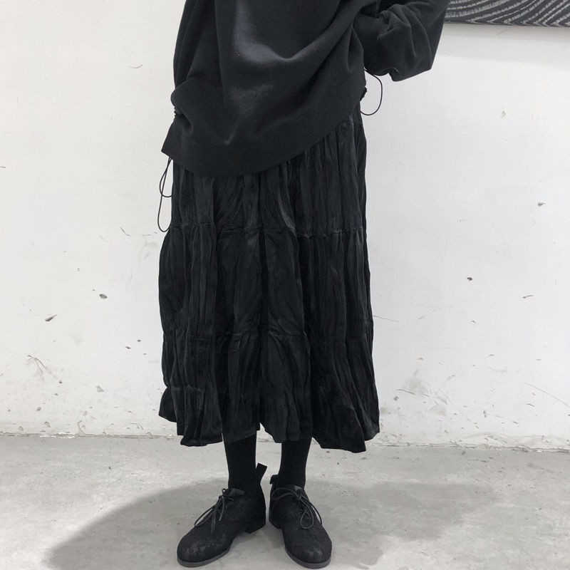 Women Vintage Velvet Long Pleated Skirt Korean Style Ladies Elastic Midi High Waist Black Skirt Spring Harajuku Gothic Clothes 210619wtt