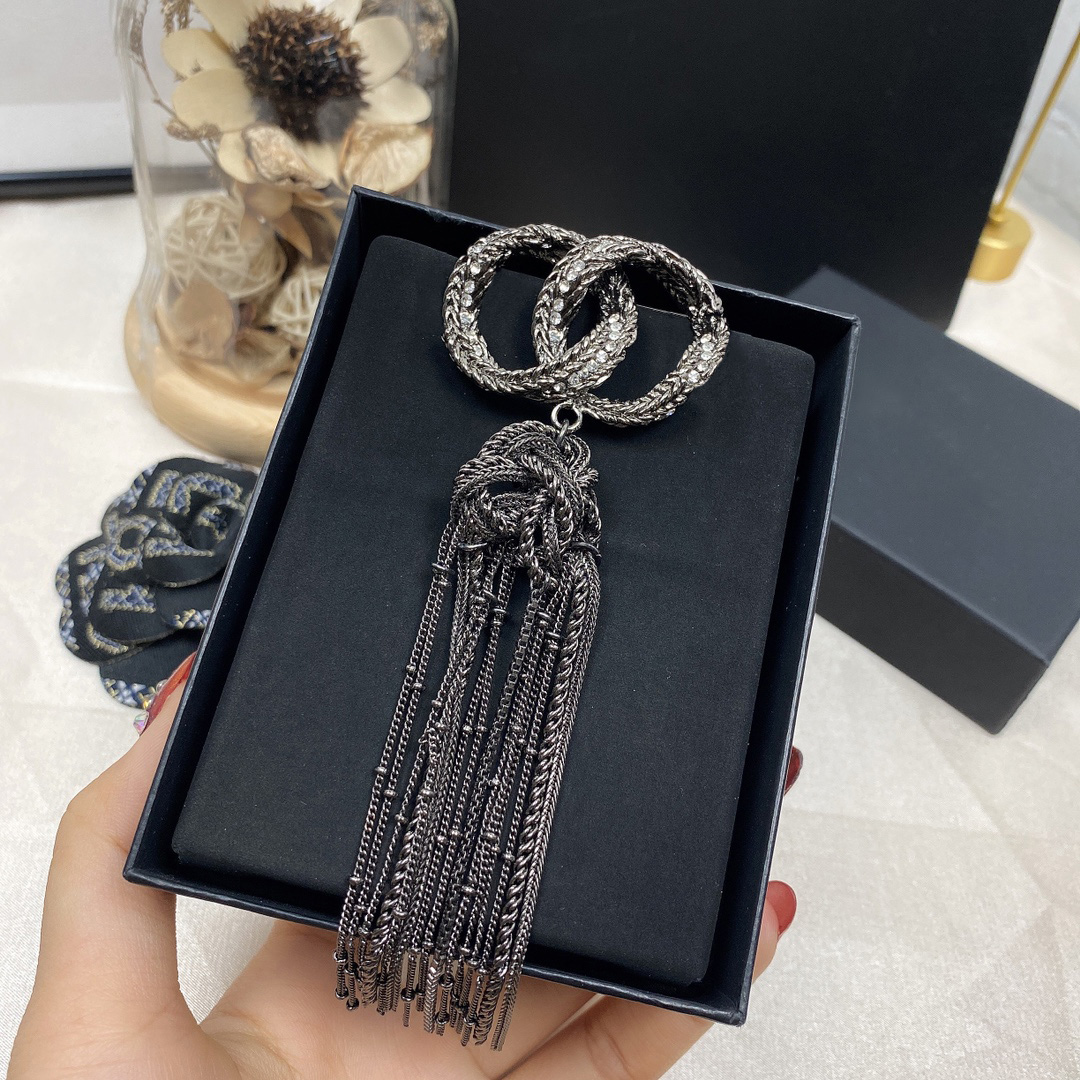 2021 High Quality Luxury Fashion Designer Brooch Formal Party Love Designers Brooches For Womens Diamond Jewelry Gold Silver Broche Brosche
2021 High Quality Luxury Fashion Designer Brooch Formal Party Love Designers Brooches For Womens Diamond Jewelry Gold Silver Broche Brosche