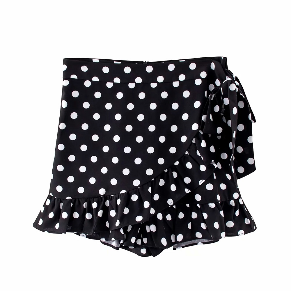 Women Sweet Ruffles Polka Dot Shorts Skirts Vintage Fashion Side Bow Tie Shorts Casual Girls Chic Short Pants 210520, Black
Women Sweet Ruffles Polka Dot Shorts Skirts Vintage Fashion Side Bow Tie Shorts Casual Girls Chic Short Pants 210520, Black
