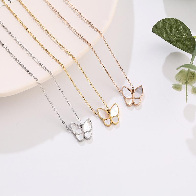 Pendant Necklaces French Butterfly Inlaid With Pearl Rose Gold Color Titanium Steel Necklace Women Jewelry (GN241)
Pendant Necklaces French Butterfly Inlaid With Pearl Rose Gold Color Titanium Steel Necklace Women Jewelry (GN241)