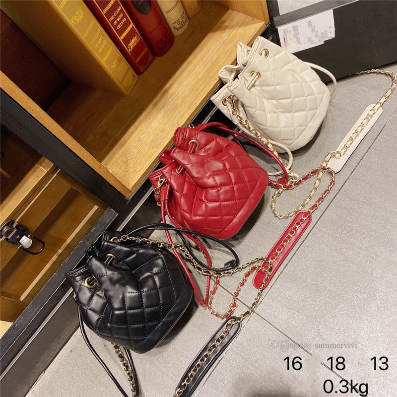 Luxury Children Diamond lattice Handbags Kids metal chain bucket bags big girls Messenger princess Bag A8026, Mix colors
Luxury Children Diamond lattice Handbags Kids metal chain bucket bags big girls Messenger princess Bag A8026, Mix colors