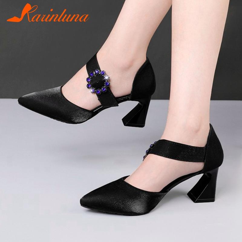 High Quality Arrivals Gothic Style Shoes Elegant Strange Heels Pointed Toe Crystal Ladies Sandals Outside Big Size 40, Black
High Quality Arrivals Gothic Style Shoes Elegant Strange Heels Pointed Toe Crystal Ladies Sandals Outside Big Size 40, Black