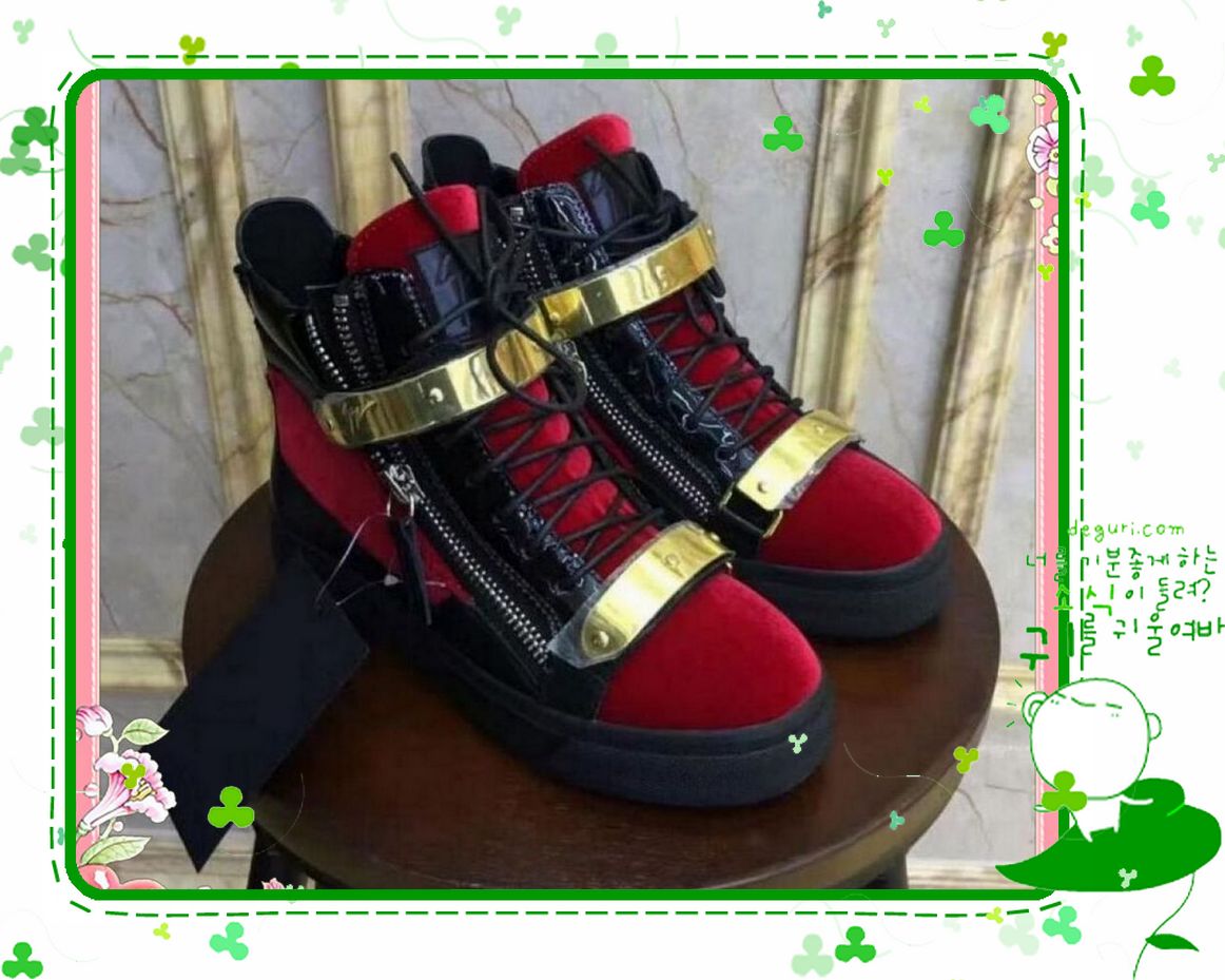 1-2021 R17 Shoes Giuseppe GZ Zanotti Studded Spikes Flats shoes casual Shoes Men Women Party Lovers Sneakers, Black
1-2021 R17 Shoes Giuseppe GZ Zanotti Studded Spikes Flats shoes casual Shoes Men Women Party Lovers Sneakers, Black