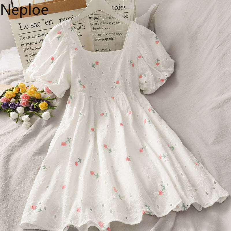 Neploe Hollow Out Embroidery Dress Women Summer Sweet Robe Puff Short Sleeve Square Neck Loose Vestidos White Mini Dresses 210422