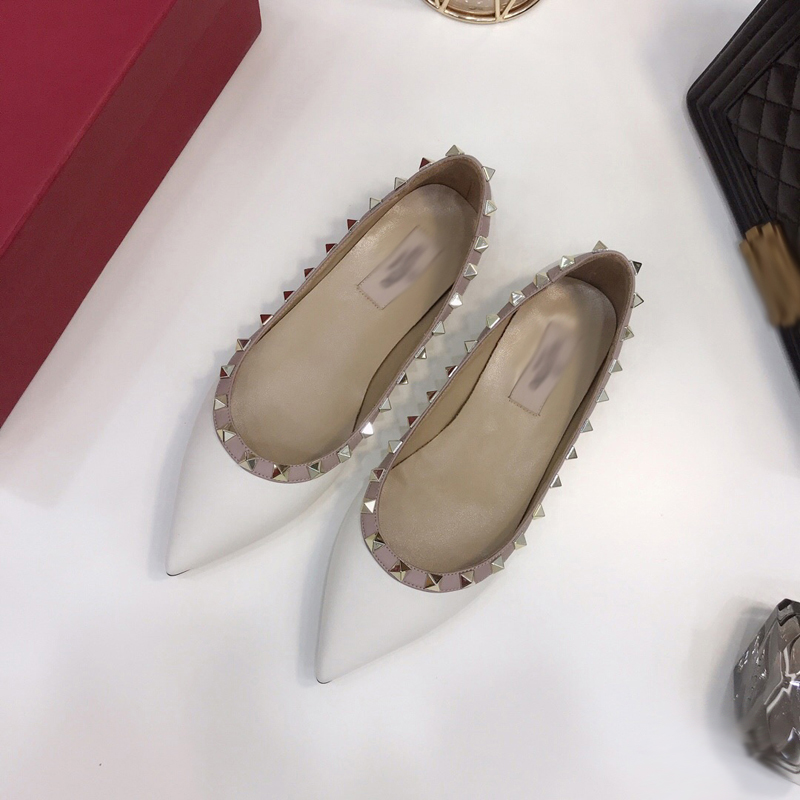 2021 Good Quality Fashion Women Luxurys Designers Shoes Designer Sandals Womens Luxury High Heels Sandal Dress Shoess With Box Size 35-41 -H461, White
2021 Good Quality Fashion Women Luxurys Designers Shoes Designer Sandals Womens Luxury High Heels Sandal Dress Shoess With Box Size 35-41 -H461, White