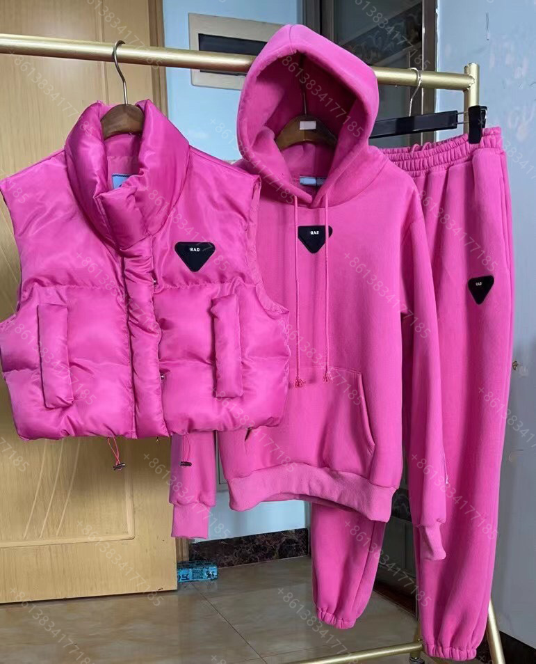 2021ss winter brand women Tracksuit hoodies pants down vest 3-piece logo fashion designer sports set long sleeve running fitness female sportswear
2021ss winter brand women Tracksuit hoodies pants down vest 3-piece logo fashion designer sports set long sleeve running fitness female sportswear