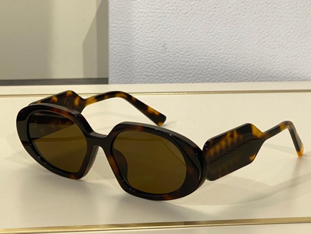 Mens Sunglasses for women R2U men sun glasses womens fashion style protects eyes UV400 lens top quality with case
Mens Sunglasses for women R2U men sun glasses womens fashion style protects eyes UV400 lens top quality with case
