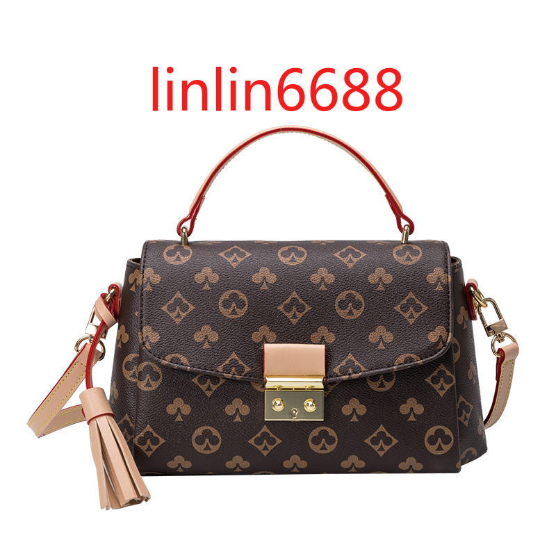 Famous brand bag with logo cross border #69838 New women's handbag Fashion printed single shoulder bags messenger buckle bags tassel summer postman purse, Size:22×7.5×15(cm)
Famous brand bag with logo cross border #69838 New women's handbag Fashion printed single shoulder bags messenger buckle bags tassel summer postman purse, Size:22×7.5×15(cm)