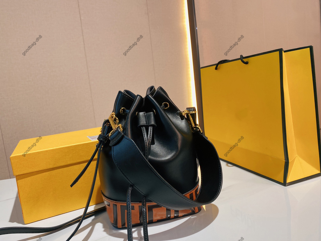 High quality women's shoulder bags drawstring designer classic letter pattern handbag fashion messenger bag, Extra cost
High quality women's shoulder bags drawstring designer classic letter pattern handbag fashion messenger bag, Extra cost