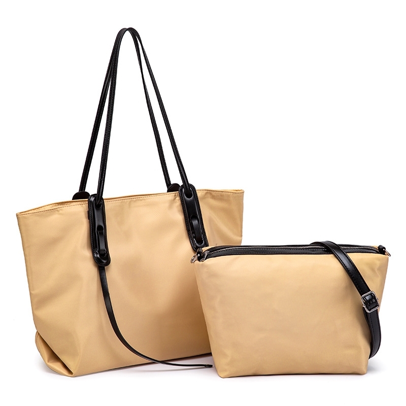 Tote French hand 2021 new fashion versatile women's large capacity shopping single shoulder bag, Black
Tote French hand 2021 new fashion versatile women's large capacity shopping single shoulder bag, Black