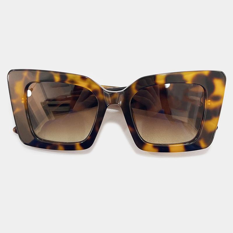 Sunglasses Brand Design Square For Women 2021 Fashion Retro Casusal Outdoor Travel Female Eyewear Feminino UV400
Sunglasses Brand Design Square For Women 2021 Fashion Retro Casusal Outdoor Travel Female Eyewear Feminino UV400