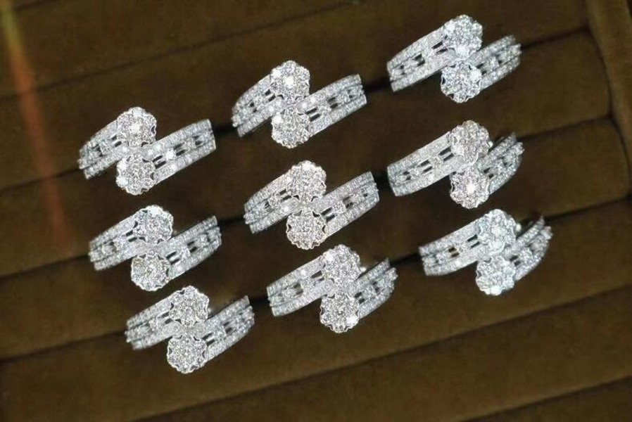 2021 Top Sell Luxury Jewelry Wedding Rings 925 Sterling Silver T Princess Cut White Topaz CZ Diamond Gemstones Party Women Engagement Band Ring For Lo