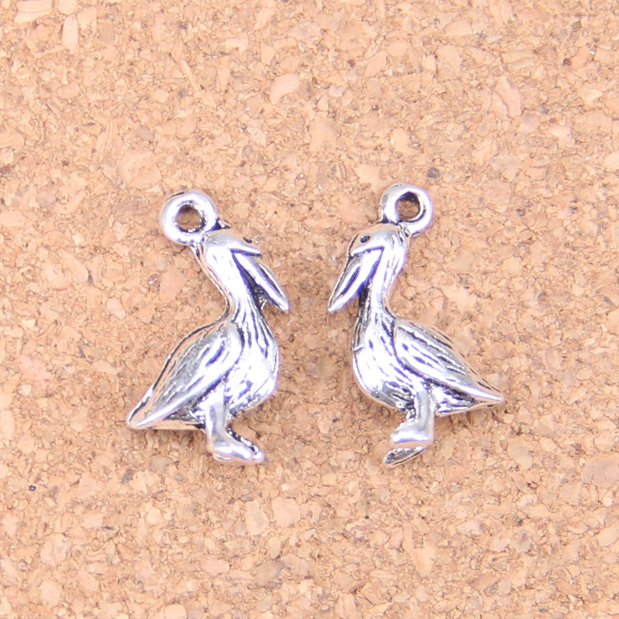 100pcs Antique Silver Bronze Plated pelican sea bird Charms Pendant DIY Necklace Bracelet Bangle Findings 18*9mm, Bronze;silver
100pcs Antique Silver Bronze Plated pelican sea bird Charms Pendant DIY Necklace Bracelet Bangle Findings 18*9mm, Bronze;silver
