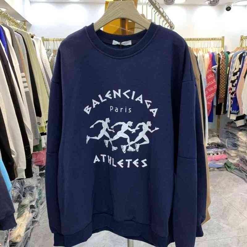 Designer Balencaigass Hoodies Autumn Runners' Spring Broken Printed Letters Round Neck Sweater for Men and Women with the Same Pure Cotton Casual, Navy
Designer Balencaigass Hoodies Autumn Runners' Spring Broken Printed Letters Round Neck Sweater for Men and Women with the Same Pure Cotton Casual, Navy