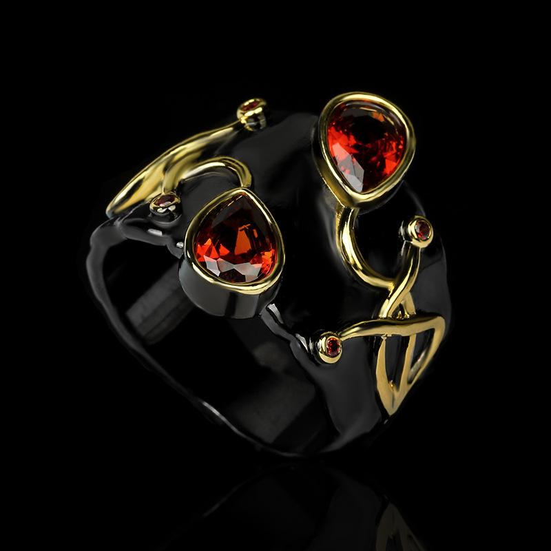 Cluster Rings Exquisite Women's 925 Silver Ring Gold Winding Design Red Zircon Creative Black Jewelry Party Girl Gift
Cluster Rings Exquisite Women's 925 Silver Ring Gold Winding Design Red Zircon Creative Black Jewelry Party Girl Gift