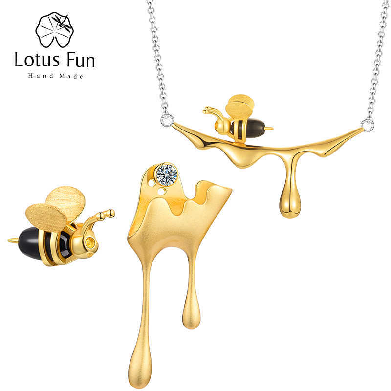 Lotus Fun Real 925 Sterling Silver Handmade Designer Fine Jewelry 18K Gold Bee and Dripping Honey Set for Women Gift 210628, White
Lotus Fun Real 925 Sterling Silver Handmade Designer Fine Jewelry 18K Gold Bee and Dripping Honey Set for Women Gift 210628, White