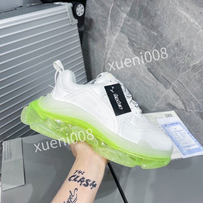2021 classic designer sneakers luxury men women 40-45 sneaker sport shoes hand-polished and used oldUltrapace series sports yx211010, White
2021 classic designer sneakers luxury men women 40-45 sneaker sport shoes hand-polished and used oldUltrapace series sports yx211010, White