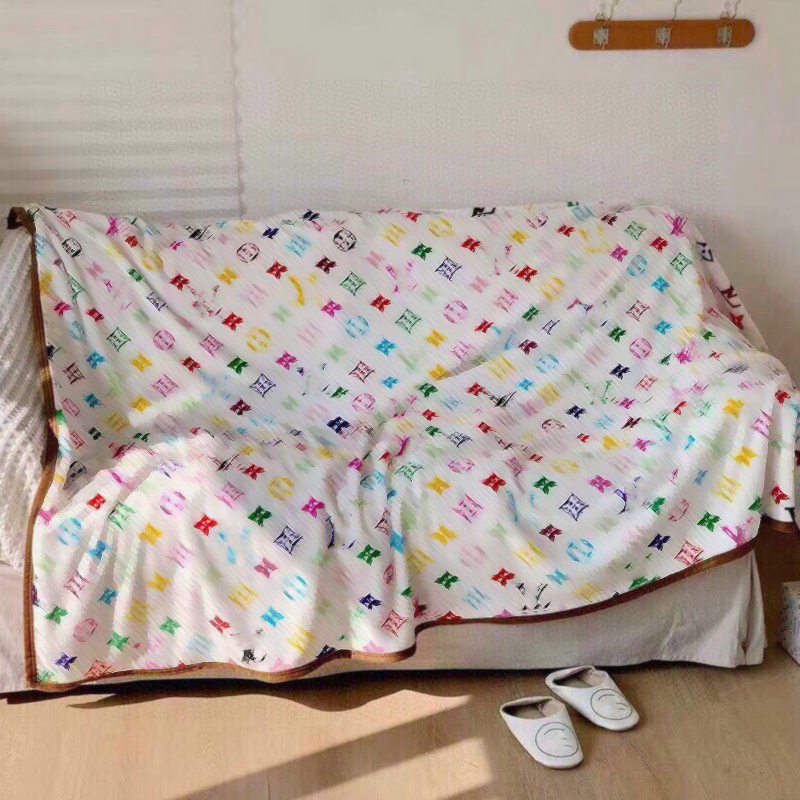 Luxurys Indoor Outdoor Warm Portable Couple Covers Luxury Soft Blankets Carpet For Travel Home Office Nap Sleep Quality Blanket
Luxurys Indoor Outdoor Warm Portable Couple Covers Luxury Soft Blankets Carpet For Travel Home Office Nap Sleep Quality Blanket