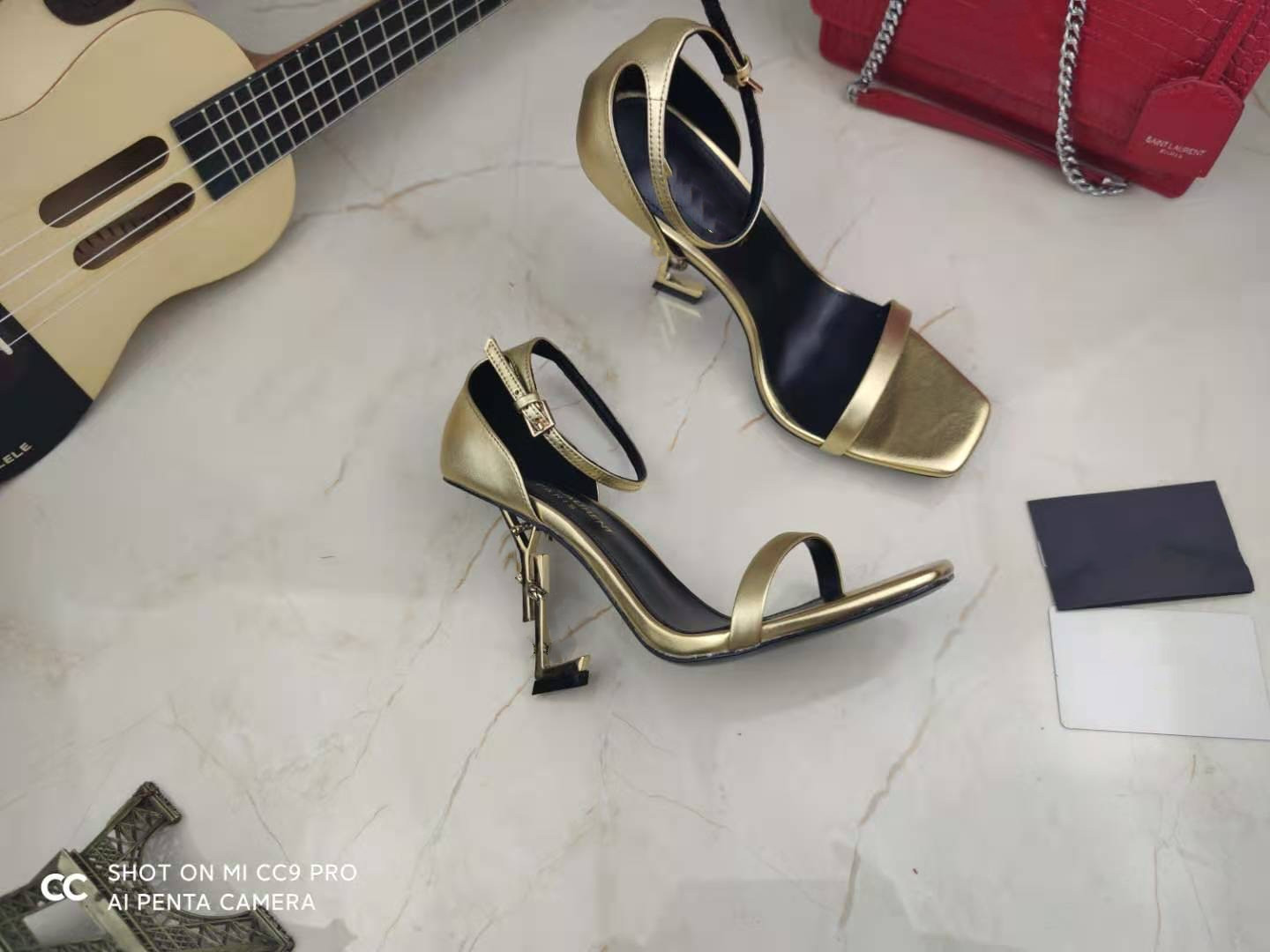 G shoes 2022 new spring summer Elegant styles women shoes Rhinestone high heels crystals pointed toe mesh Pumps woman red sole wedding shoes yy0413, 03
G shoes 2022 new spring summer Elegant styles women shoes Rhinestone high heels crystals pointed toe mesh Pumps woman red sole wedding shoes yy0413, 03