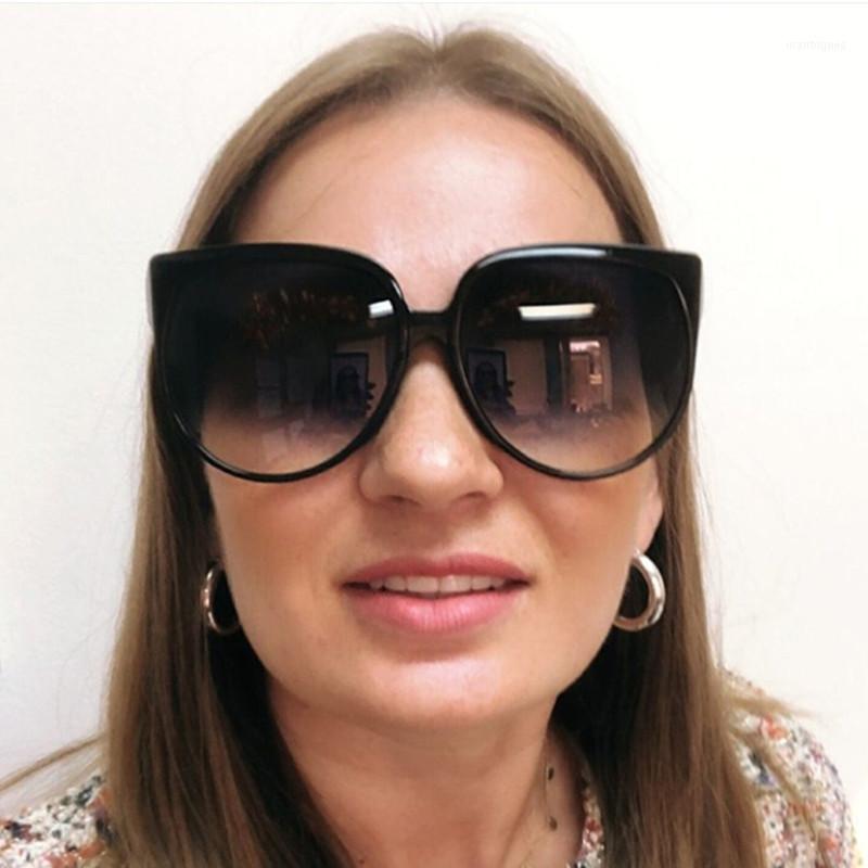 Sunglasses Classic Vintage Oval Oversized Frame Fashion Sexy Luxury Lady Travel Men Outdoor Driving Glasses1
Sunglasses Classic Vintage Oval Oversized Frame Fashion Sexy Luxury Lady Travel Men Outdoor Driving Glasses1