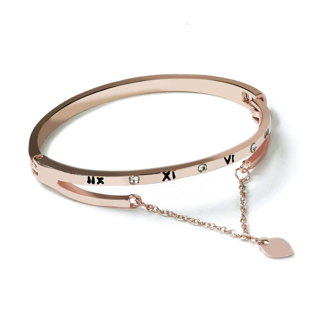 Hand catenary Women's Roman numeral love tassel peach heart fashion women's jewelry stall, Golden;silver
Hand catenary Women's Roman numeral love tassel peach heart fashion women's jewelry stall, Golden;silver
