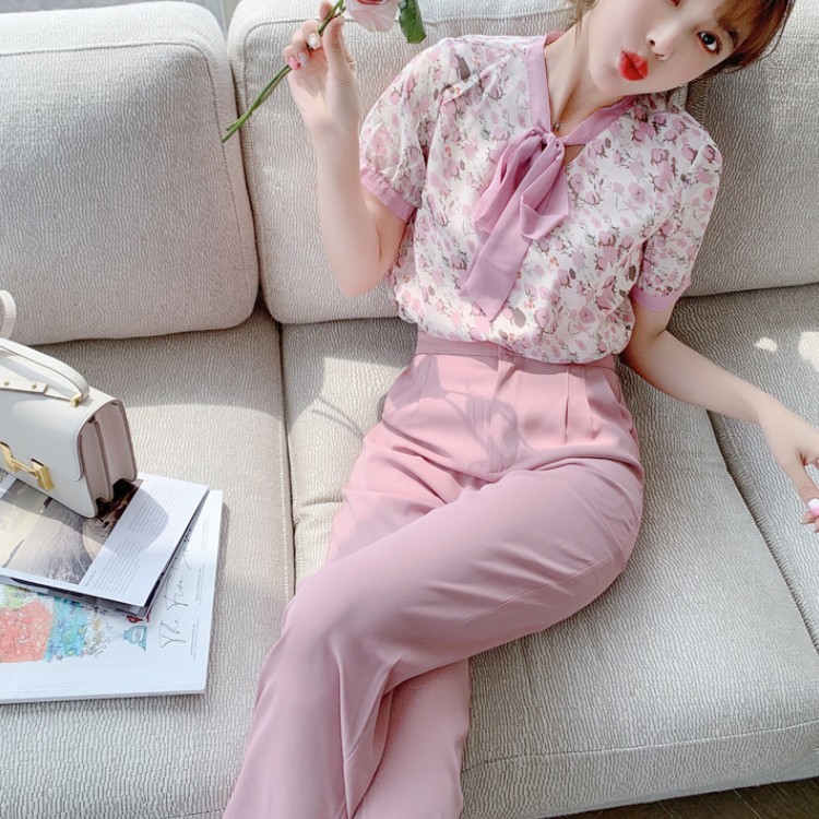 Women Pant Suits Summer Sweet Pink Flowers Print Chiffon Bow Tie Shirt Top + High Waist Long Trousers Female 2 Piece Set 210519