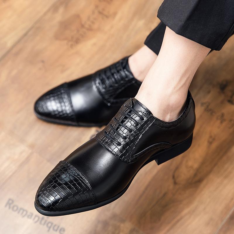 Brogue Formal Shoes Men Outdoor Dress Leather Fashion Flats Retro Pointed Toe Oxfords Wedding Footwear Zapatos, White
Brogue Formal Shoes Men Outdoor Dress Leather Fashion Flats Retro Pointed Toe Oxfords Wedding Footwear Zapatos, White