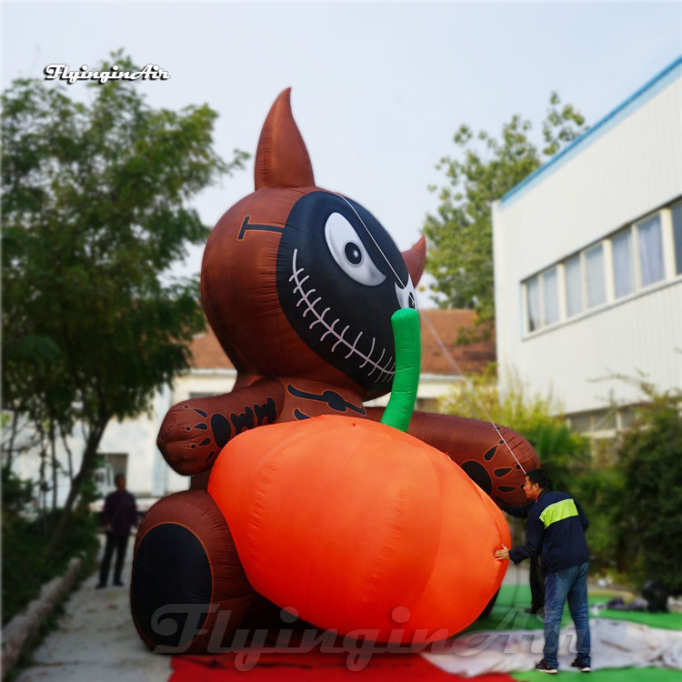 5m Height Outdoor Halloween Character Scary Inflatable Evil Cat Doll Balloon Holding A Pumpkin For Advertising Show And Party Decoration