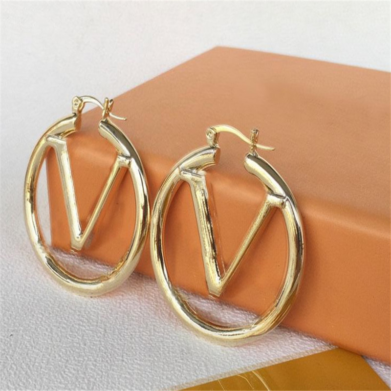 Fashion gold hoop earrings lady Women Party Wedding Lovers gift engagement Jewelry for Bride, Golden;silver
Fashion gold hoop earrings lady Women Party Wedding Lovers gift engagement Jewelry for Bride, Golden;silver