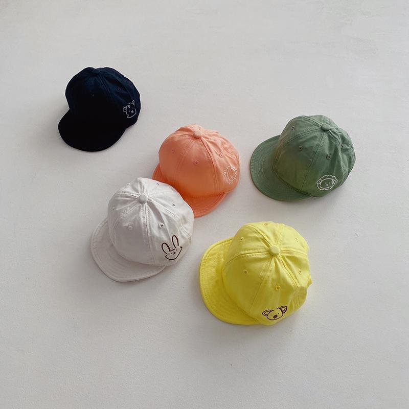 Wide Brim Hats 2021 Spring And Summer Animal Print Children's Baseball Cap Men's Women's Baby 5-color Sunscreen, White
Wide Brim Hats 2021 Spring And Summer Animal Print Children's Baseball Cap Men's Women's Baby 5-color Sunscreen, White