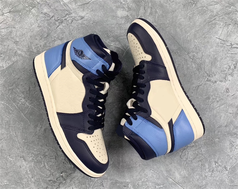2021 Authentic 1 High OG Obsidian Blue Chill Women Men Basketball Shoes Women 555088-140 Sail University Blue Sports Sneakers With Box
2021 Authentic 1 High OG Obsidian Blue Chill Women Men Basketball Shoes Women 555088-140 Sail University Blue Sports Sneakers With Box
