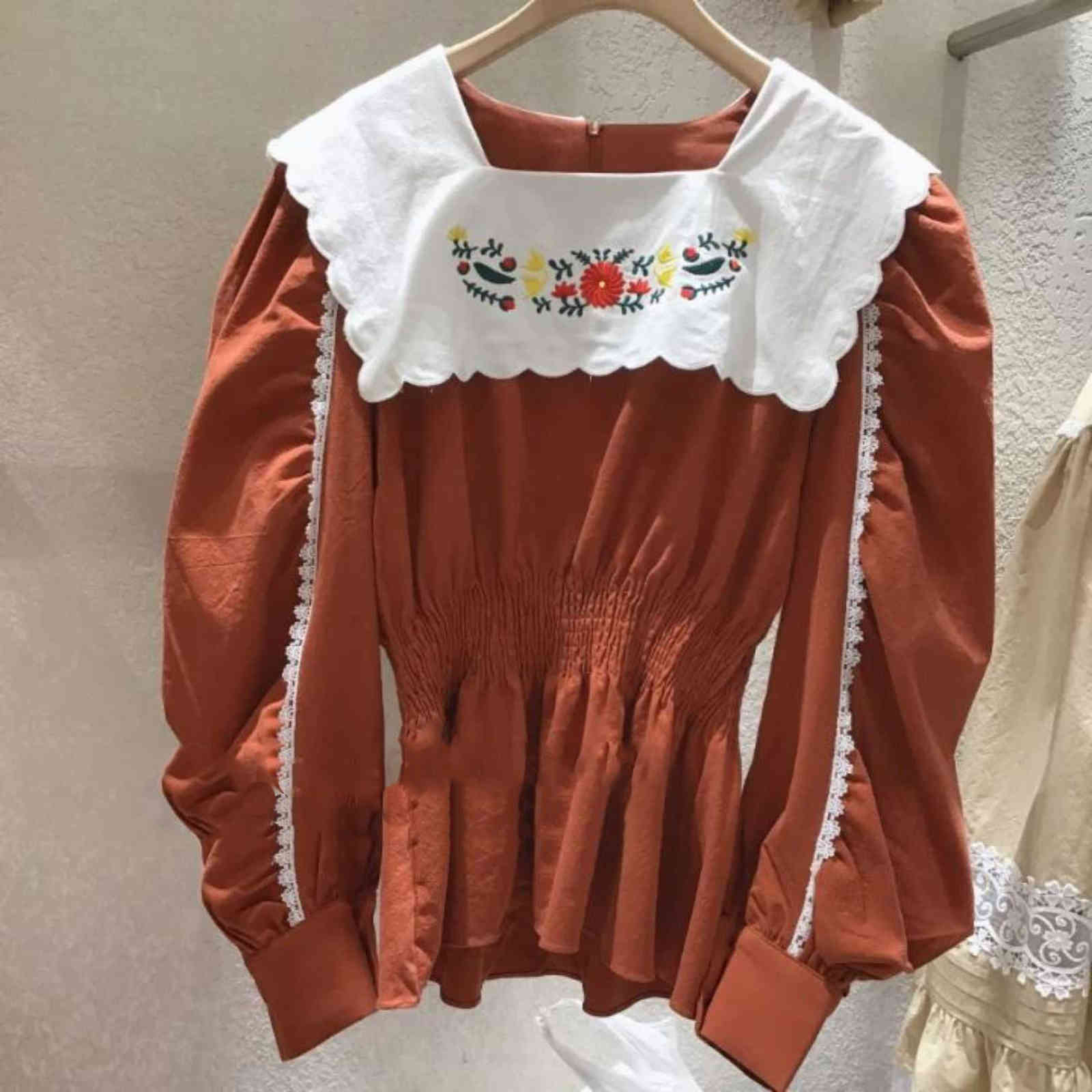 Nomikuma Sweet Floral Embroidery Turn-down Collar Women Blouse Autumn New Long Sleeve Causal Doll Shirt Korean Blusas 6C671 210427