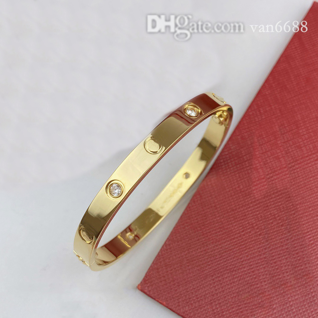 Designer women carti Bracelet Jewelry Bangles cleef Screw Party Bangle Wedding Loves bracelet Couple van Gift Bracelets Fashion Luxury with red box gsdfgsd
Designer women carti Bracelet Jewelry Bangles cleef Screw Party Bangle Wedding Loves bracelet Couple van Gift Bracelets Fashion Luxury with red box gsdfgsd