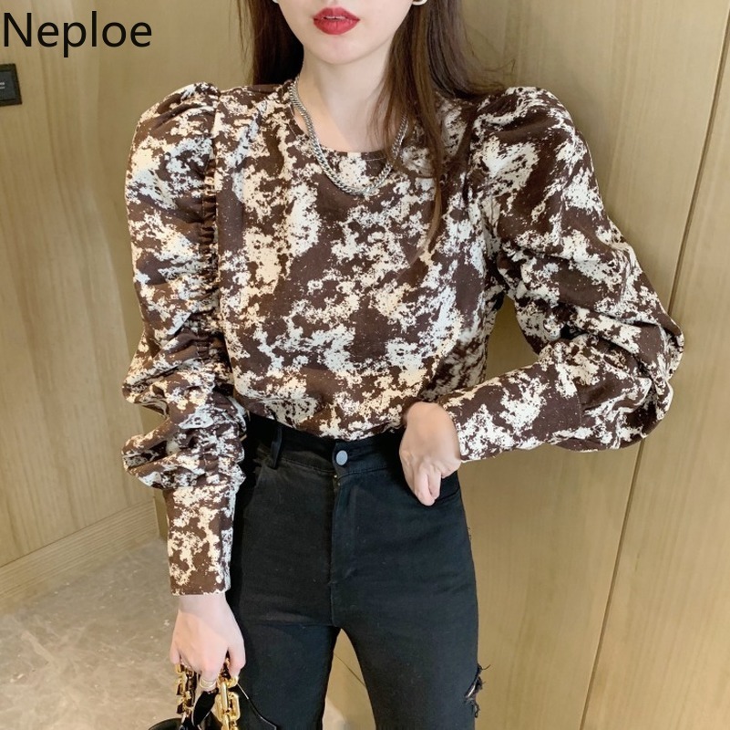 Neploe Blusas Mujer De Moda Korean Corduroy Blouse Women Temperament Loose Vintage Shirt Tops Sweet Puff Sleeve Blouses 210422