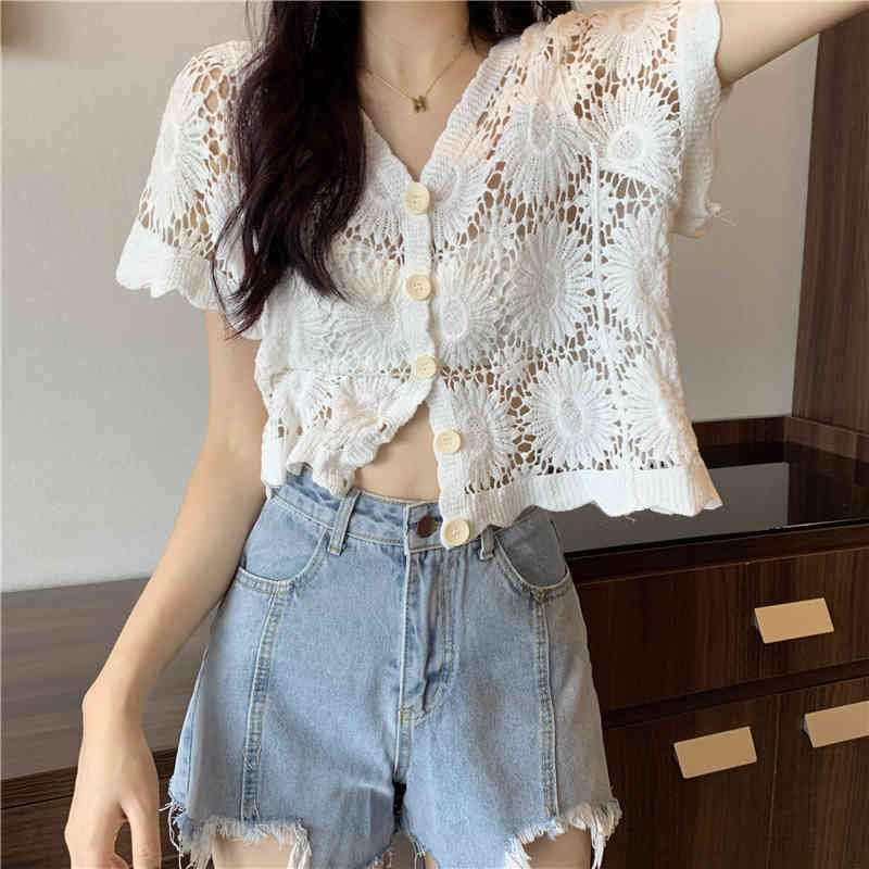 Korean vintage Casual Hook Flower Hollow Out Cardigan Elegant V-Neck Single Breasted Women's Summer Short Sleeve Chic Top 210519