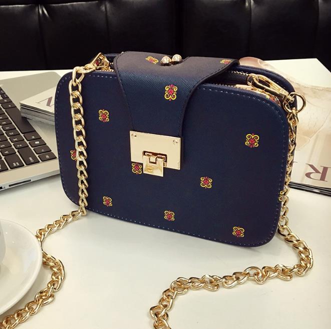 2021 Small Square Bags Chain Ladies Printed Lock Bag Shoulder Messenger Handbag, Blue
2021 Small Square Bags Chain Ladies Printed Lock Bag Shoulder Messenger Handbag, Blue