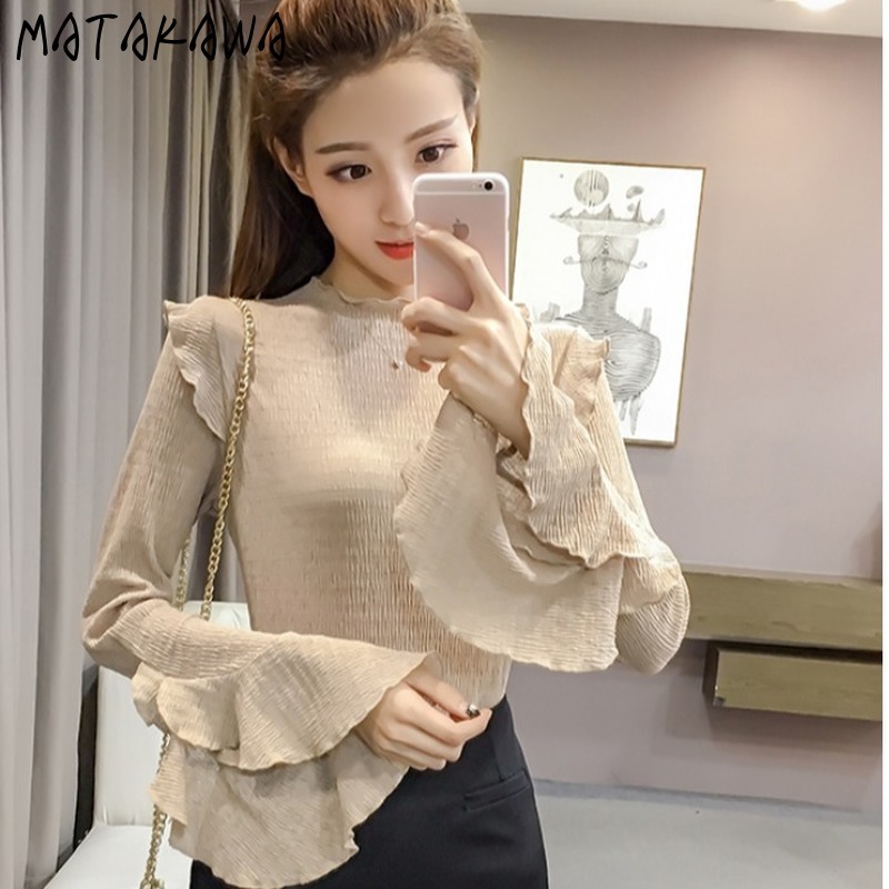 MATAKAWA Korean Pleated Flared Sleeve Blusa Mujer Fashion Chiffon Shirt Female Ruffled All-match Bottoming Shirt Top 210513